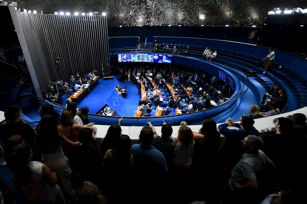 Senado aprova projeto que isenta Imposto de Renda para até dois salários mínimos