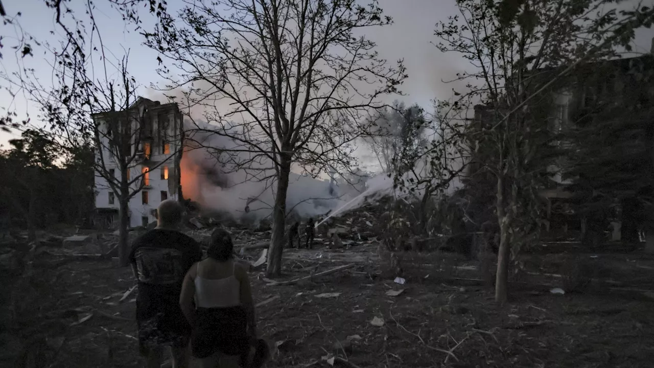 I territori contesi, il cessate il fuoco: tutti i nodi dei negoziati sul futuro dell'Ucraina