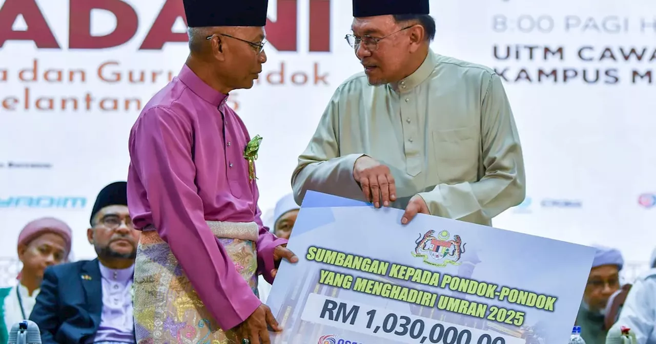 Pondok teachers must master AI, says Anwar