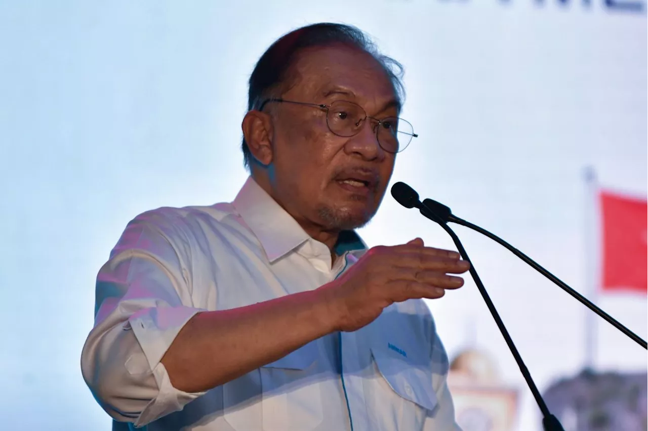 SST on imported fruit to combat smuggling and support local agriculture, says Anwar