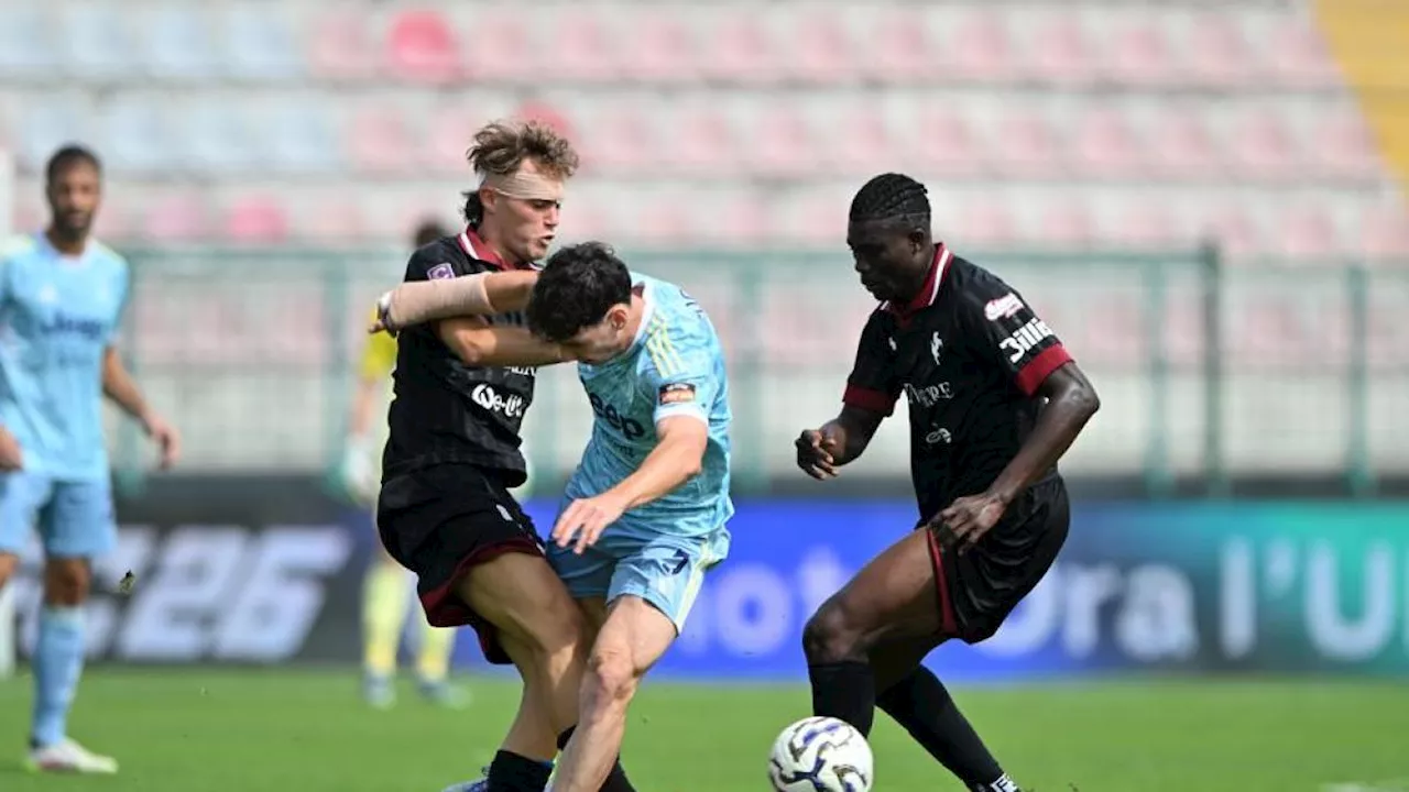 Salernitana salvata da Donnarumma. Arezzo, che rimonta con la Juve. Crollo Catania