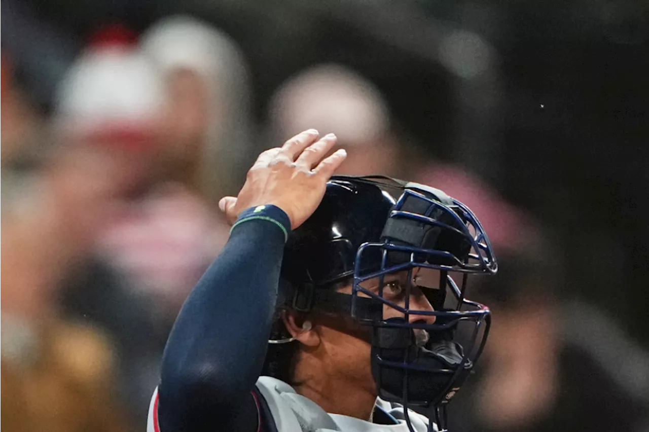MLB introduces new replay hand signal: two pats on the head