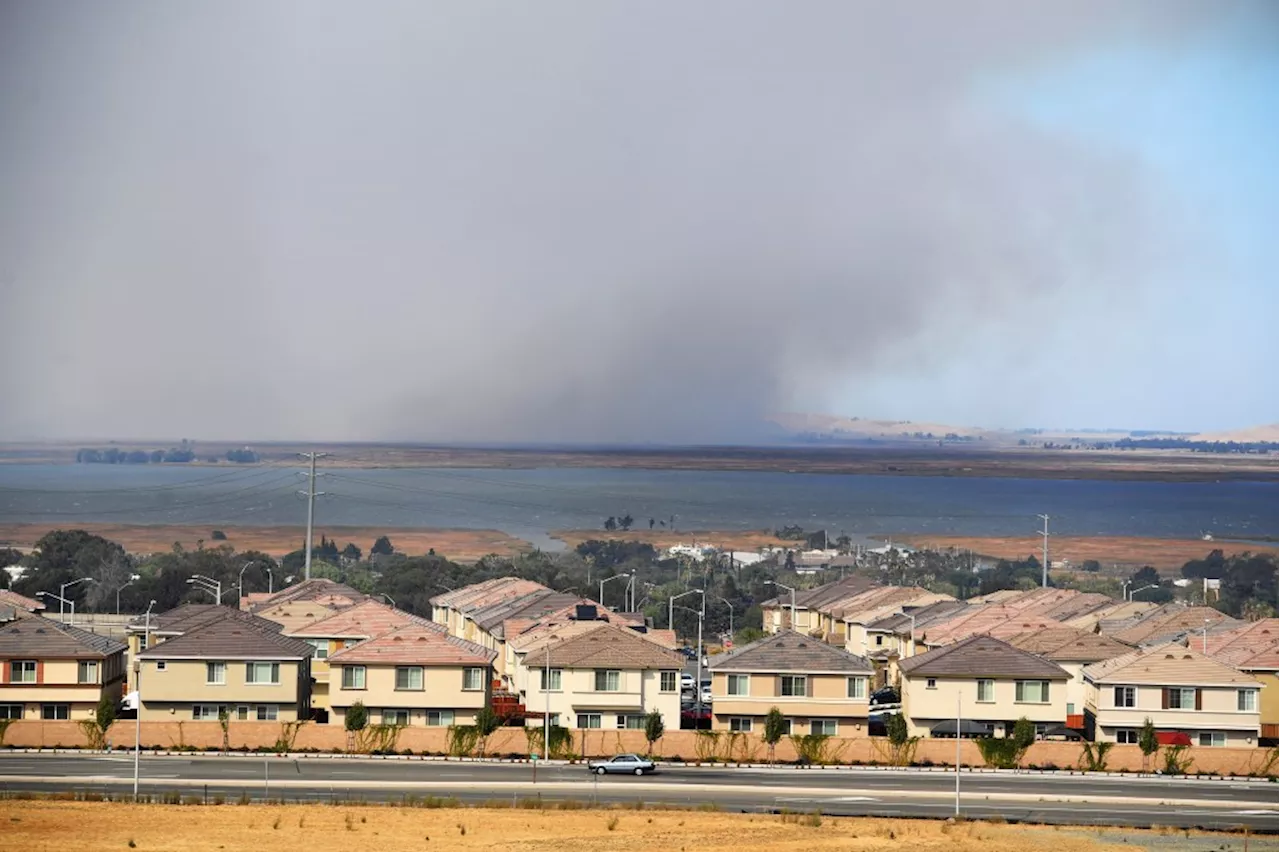 Sacramento County wildfire sparks air quality advisory in Contra Costa
