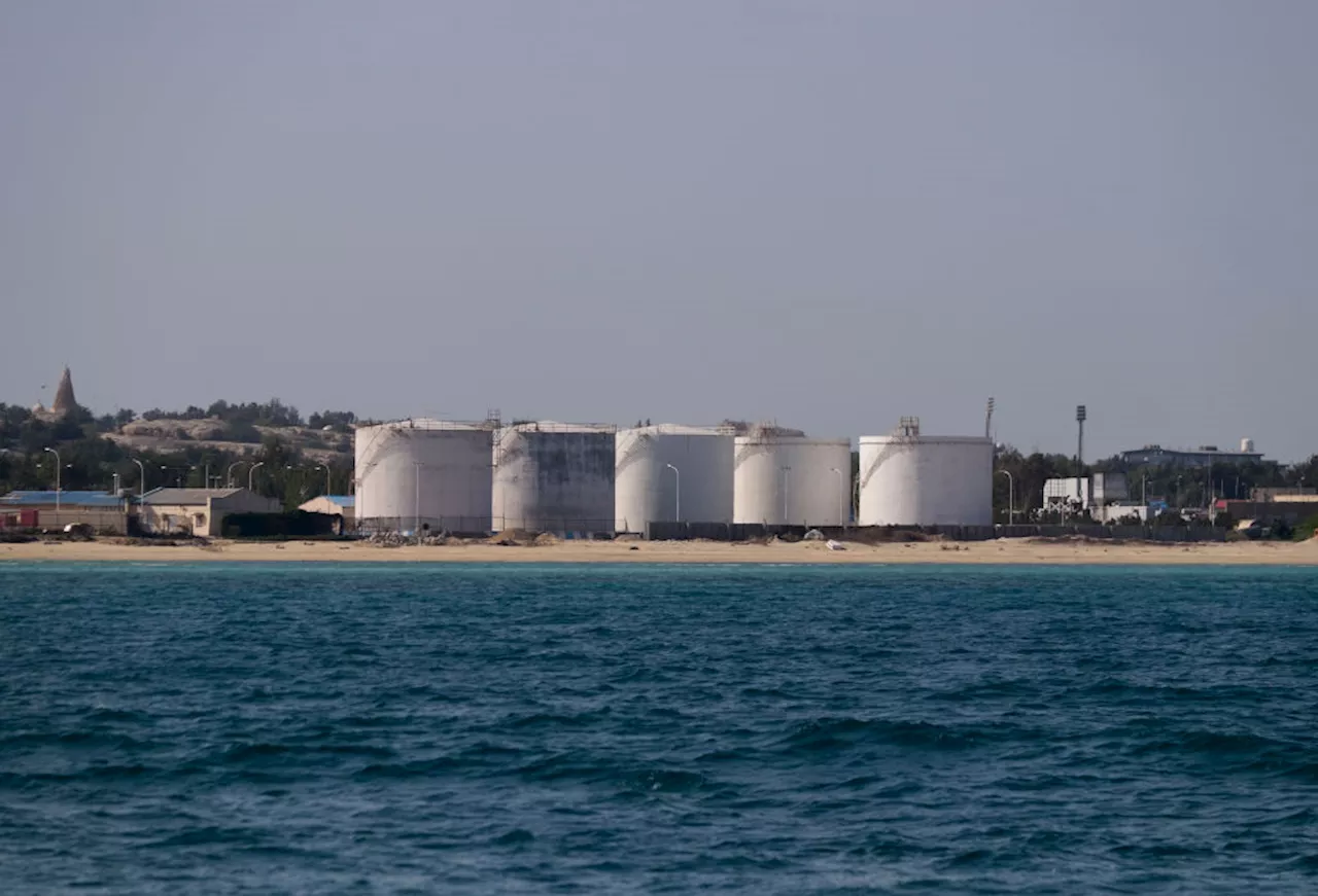 Thousands of Iranians Who Live on Kharg Island Face Possibility of US Invasion